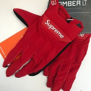 🔥LAST ONE🔥NWT Supreme x fox racing gloves🔥